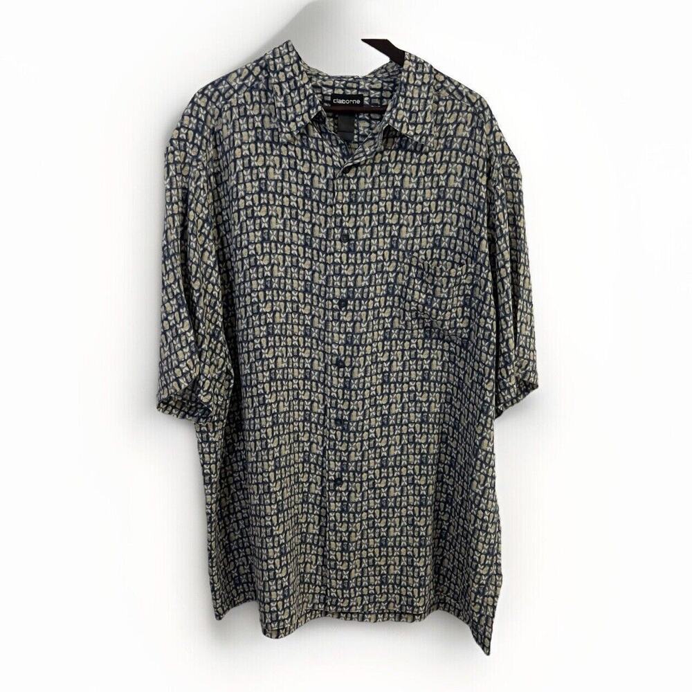 Claiborne Mens Button Up Shirt Size XLarge 100% Silk Pattern Short Sleeve